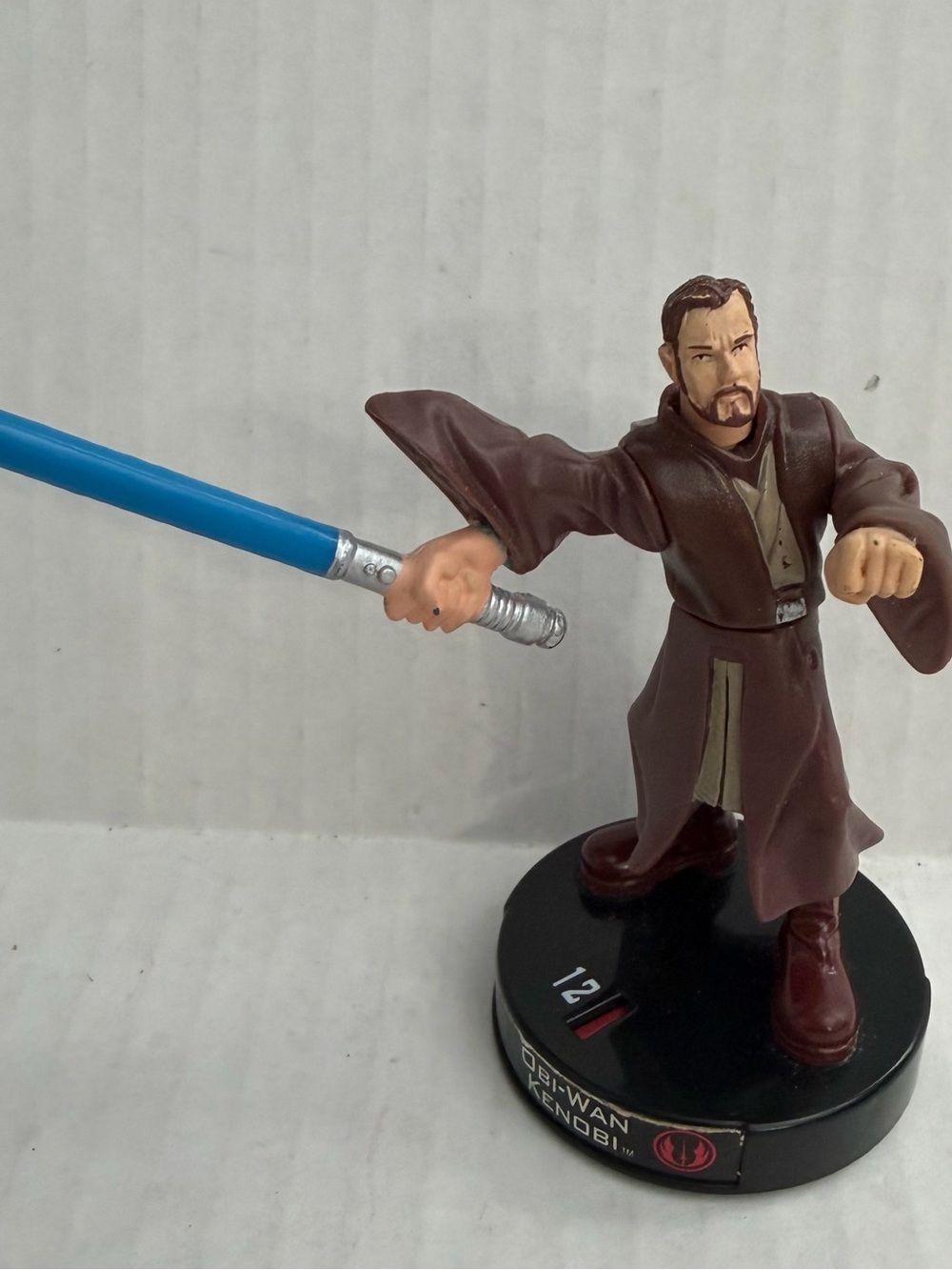 Hasbro Star Wars Attacktix Series 2 Obi-Wan Kenobi Action Figure
